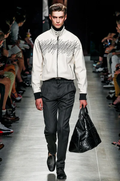 Look 20